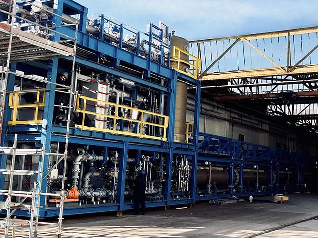 cleantech_green-hydrogen-tkUEC-onsite-installation640x480.jpg